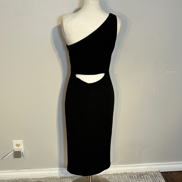 Black one shoulder cocktail dress NWT size 6 - Picture 8 of 12
